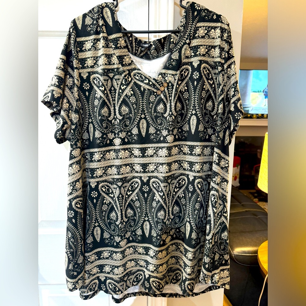 Woman’s blouse